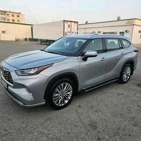 Toyota Highlander 2020