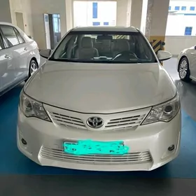 Toyota Camry 2012