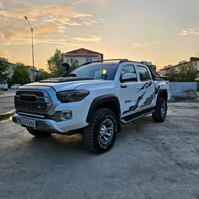 Toyota Tacoma 2017