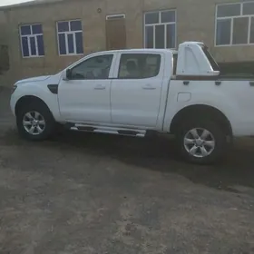 Ford Ranger 2012