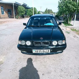 BMW 525 1990