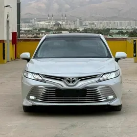 Toyota Camry 2023