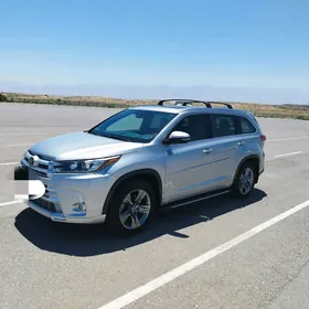 Toyota Highlander 2017