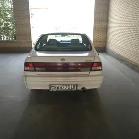 Nissan Maxima 1998