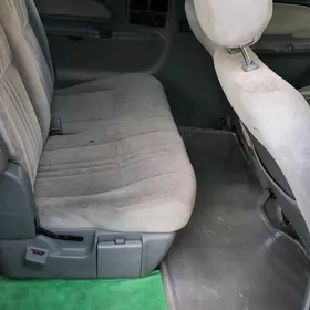 Toyota Sienna 1999