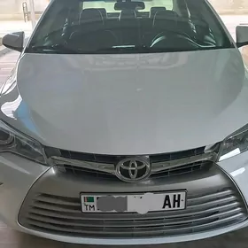 Toyota Camry 2017