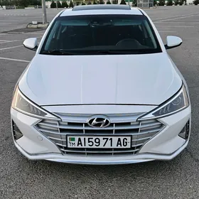 Hyundai Elantra 2019