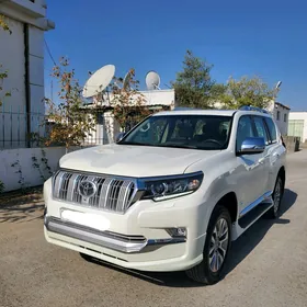 Toyota Land Cruiser Prado 2022