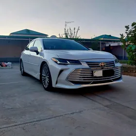 Toyota Avalon 2018