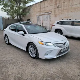 Toyota Camry 2020