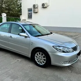 Toyota Camry 2005