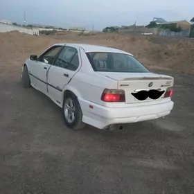 BMW 320 1993