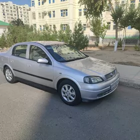 Opel Astra 2003