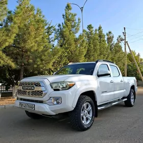 Toyota Tacoma 2016