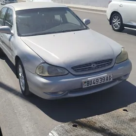 Kia Optima 2000