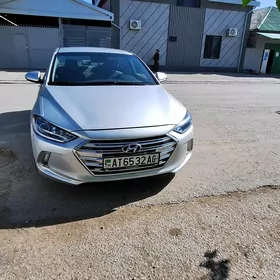 Hyundai Elantra 2018