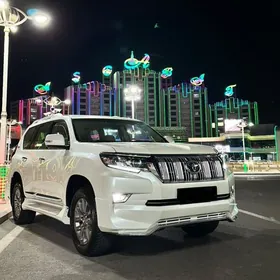 Toyota Land Cruiser Prado 2018