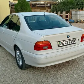 BMW E39 2002