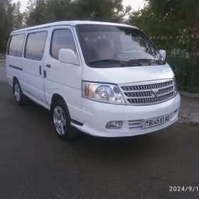 Toyota Hiace 2007