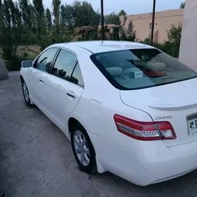 Toyota Camry 2010