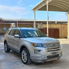 Ford Explorer 2019