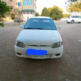 Hyundai Accent 1999