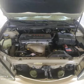 Toyota Camry 2004