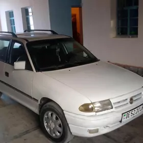 Opel Astra 1992