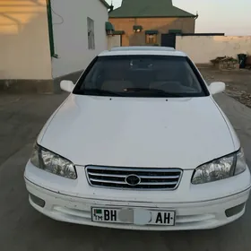 Toyota Camry 1999