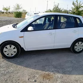 Ford Figo 2011