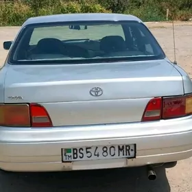 Toyota Camry 1993