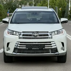 Toyota Highlander 2018