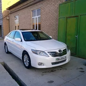 Toyota Camry 2010