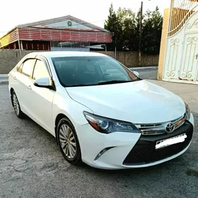 Toyota Camry 2016