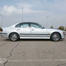 BMW E39 1999