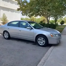 Nissan Altima 2003