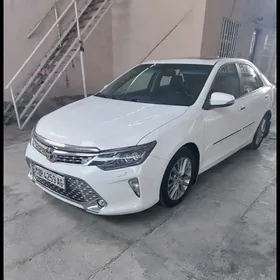 Toyota Camry 2014