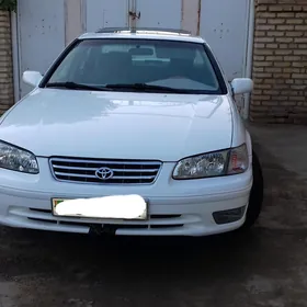 Toyota Camry 1998