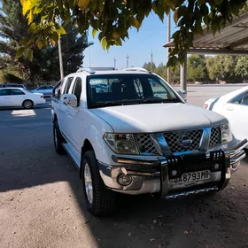 Nissan Navara 2012