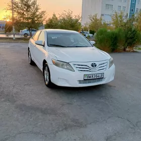 Toyota Camry 2010