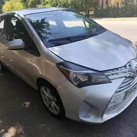 Toyota Yaris 2017