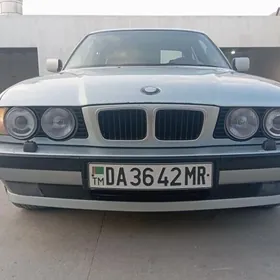 BMW 525 1990