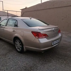 Toyota Avalon 2005