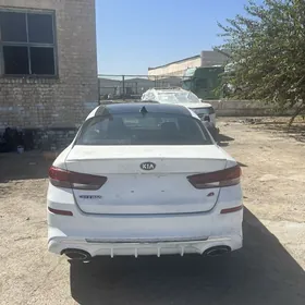 Kia Optima 2019