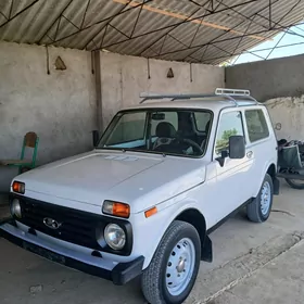 Lada Niva 2004