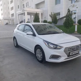 Hyundai Accent 2020