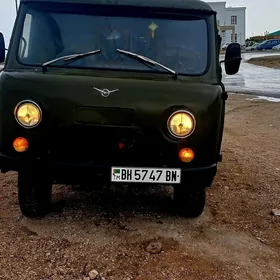 UAZ Profi 1992