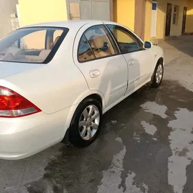 Nissan Sunny 2008