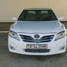 Toyota Camry 2010