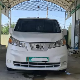 Nissan NV200 2019